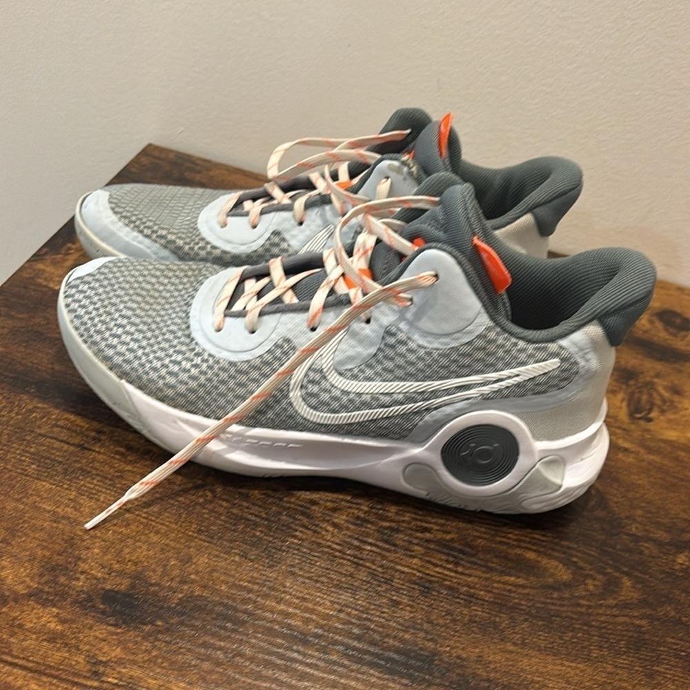 Nike Kd Trey 5 Ix Pure Platinum Gray And White Sneakers Size 8.5 Men Flawed View 3